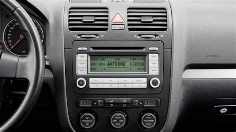 Vw golf auto radio cena no 49€ līdz 252€ 